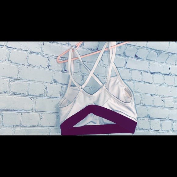 Nike sports bra - Picture 2 of 2